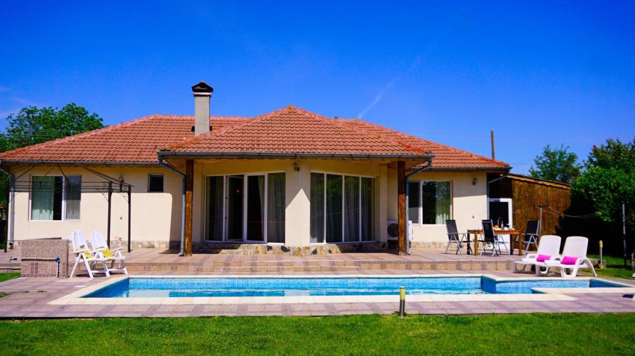 Вила Релакс - villa Relax Sokolovo Экстерьер фото