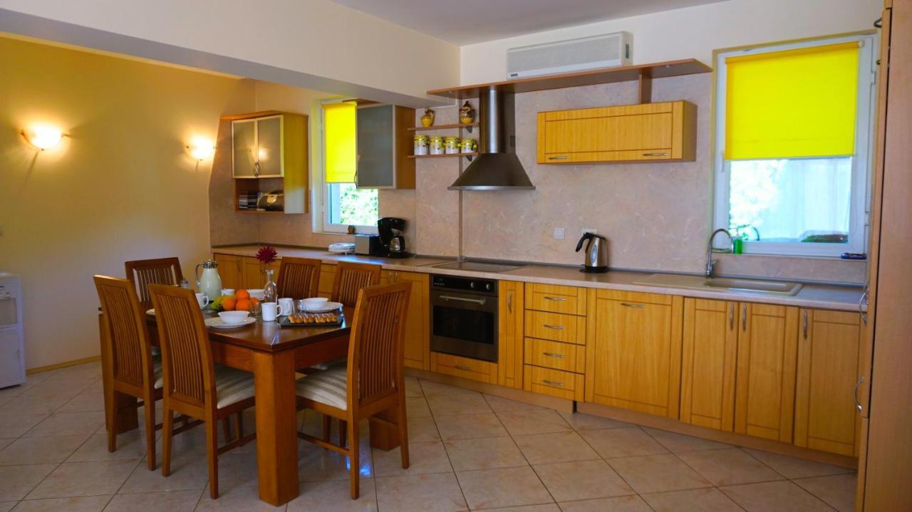 Вила Релакс - villa Relax Sokolovo Экстерьер фото