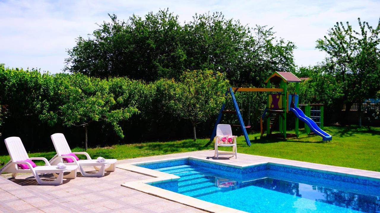 Вила Релакс - villa Relax Sokolovo Экстерьер фото