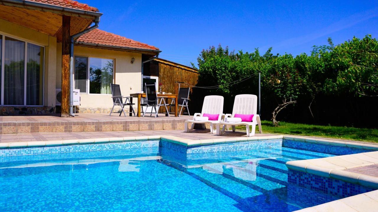 Вила Релакс - villa Relax Sokolovo Экстерьер фото